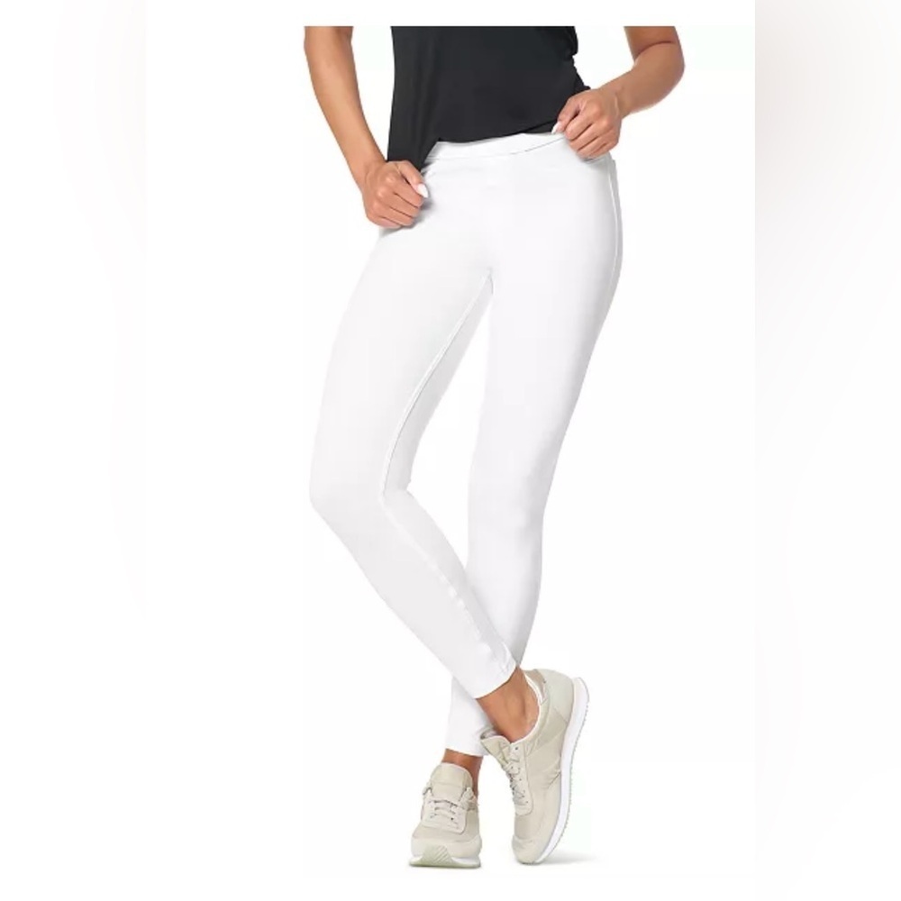 NWT Hue
Classic Stretch Denim Leggings Large